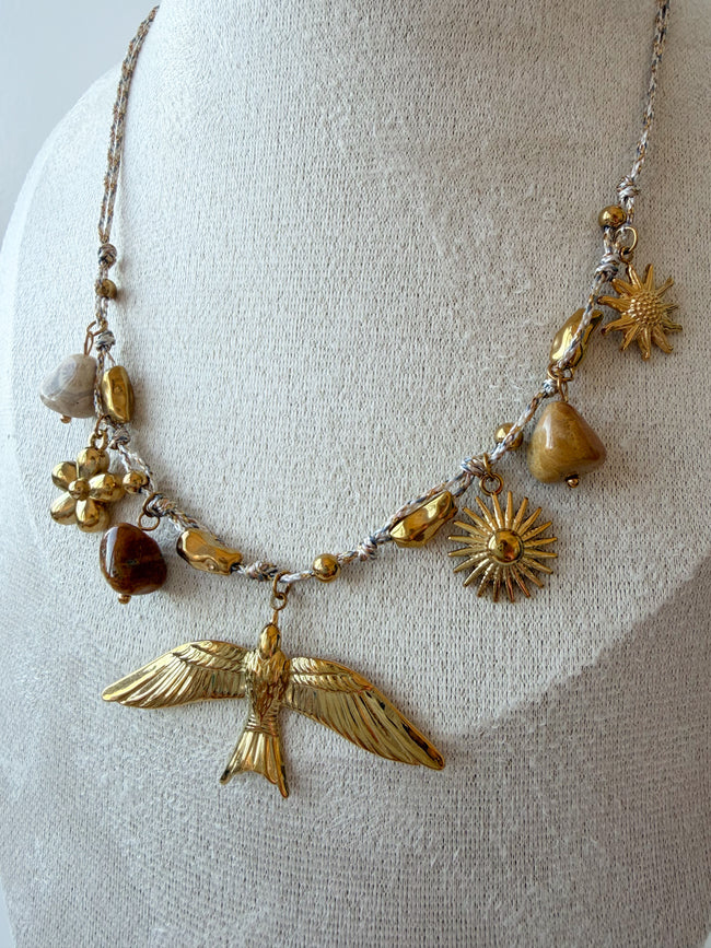 Collier HYRUM charms soleil & hirondelle doré