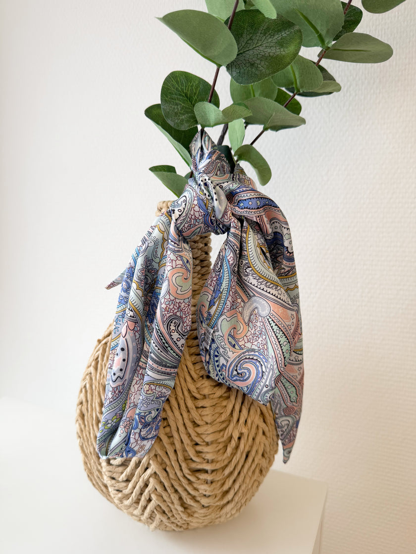 Foulard satiné imprimé