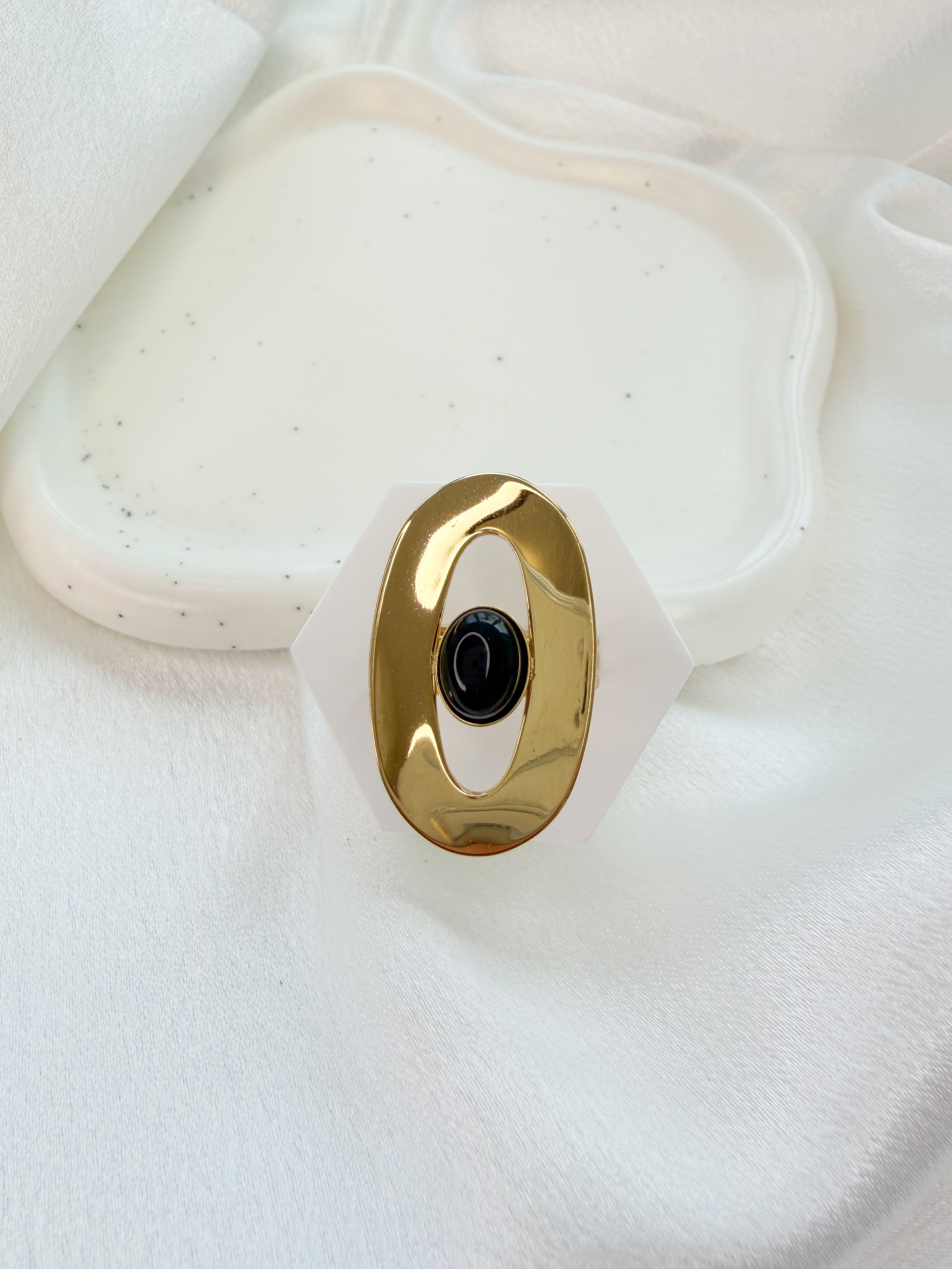 Bague oval KILLEEN et pierre
