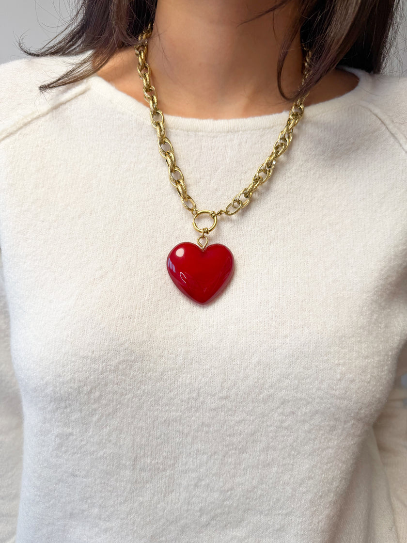 Collier chaine dorée ARLINGTON & gros cœur rouge