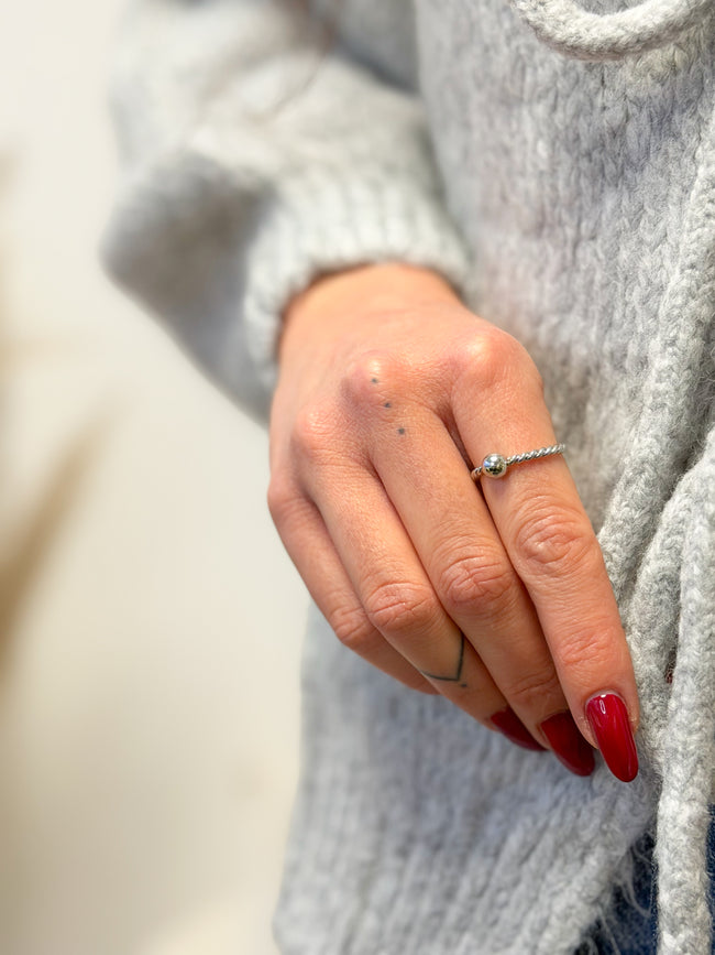Bague torsadée BANDERA & perle métallique